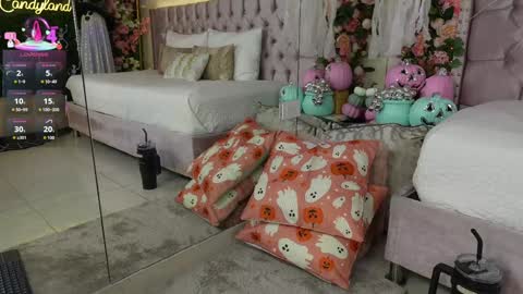 Snapshot of candy_beck chatting on October 11, 2025, 1:53 pm Candy Beck online show from October 11, 2025, 1:53 pm