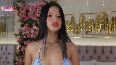 Snapshot of candy_beck chatting on November 29, 2025, 12:19 pm Candy Beck online show from November 29, 2025, 12:19 pm