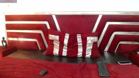 Snapshot of candy_bony chatting on December 13, 2024, 12:39 pm candy_bony online show from December 13, 2024, 12:39 pm