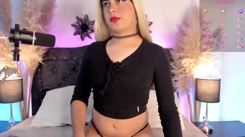 Snapshot of candy_canne__ chatting on March 11, 2025, 9:15 pm CamilaInstagram candy canne  Pvt open online show from March 11, 2025, 9:15 pm