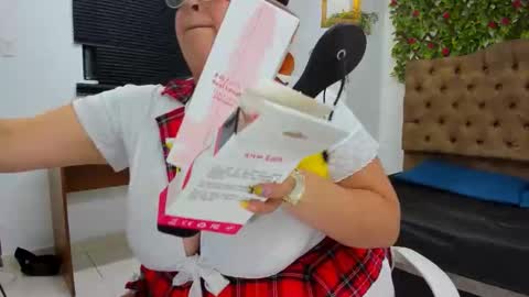 Snapshot of candy_curvyy chatting on June 11, 2026, 4:16 pm candy_curvyy online show from June 11, 2026, 4:16 pm