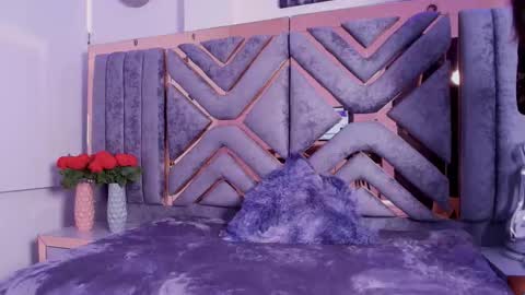 candy_dim online show from October 7, 2025, 9:01 pm