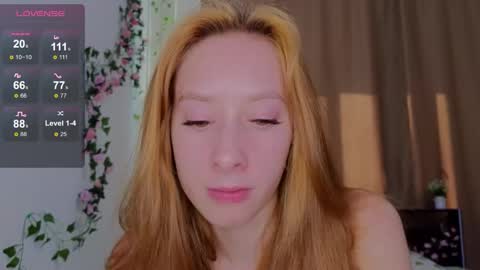 candy_flosse online show from September 30, 2025, 10:09 am