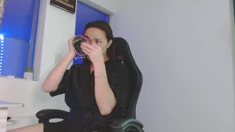 candy_giuliana21 online show from April 18, 2026, 12:03 am