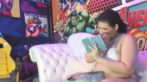 Snapshot of candy_hairy chatting on November 22, 2025, 3:05 am candy online show from November 22, 2025, 3:05 am