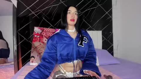 Leila  online show from November 21, 2025, 4:11 am