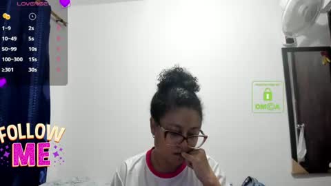 Snapshot of candy_val chatting on June 19, 2026, 6:18 am candy_val online show from June 19, 2026, 6:18 am