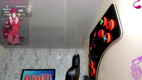 candy_walker__ online show from November 25, 2025, 8:31 pm