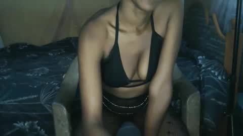 candybrown001 online show from September 26, 2025, 8:51 am
