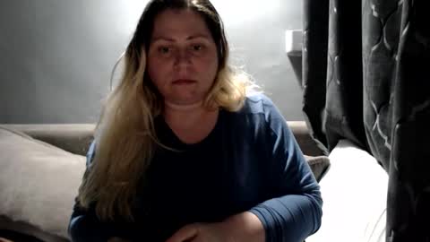 Snapshot of candycream74 chatting on April 30, 2026, 8:57 pm Laura online show from April 30, 2026, 8:57 pm