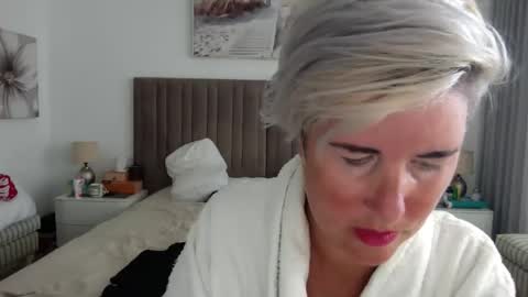 Snapshot of candycumslut69 chatting on June 8, 2026, 8:04 am Candycumslut69 online show from June 8, 2026, 8:04 am