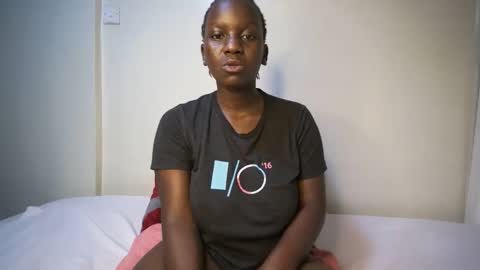 candycurly_ online show from November 1, 2025, 8:27 am