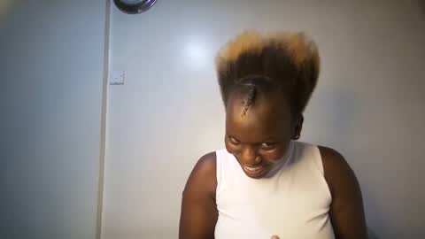 candycurly_ online show from November 26, 2025, 2:45 am