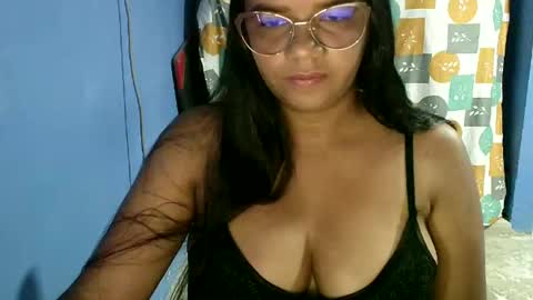 Snapshot of candyflowerlub chatting on February 2, 2025, 12:24 pm candyflowerlub online show from February 2, 2025, 12:24 pm