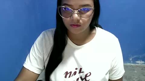 Snapshot of candyflowerlub chatting on February 23, 2025, 12:19 am candyflowerlub online show from February 23, 2025, 12:19 am