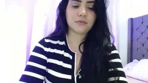 Snapshot of candyhot4 chatting on January 25, 2025, 1:54 am candy online show from January 25, 2025, 1:54 am