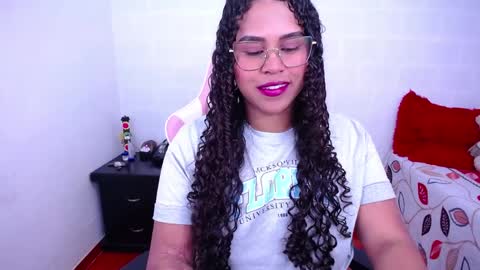 Snapshot of candyhot_sex chatting on April 2, 2026, 7:17 am Karen online show from April 2, 2026, 7:17 am