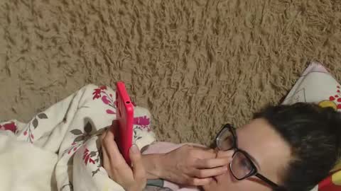 say meow and send tip  online show from February 19, 2025, 11:36 pm