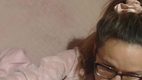 say meow and send tip  online show from November 11, 2025, 11:43 am