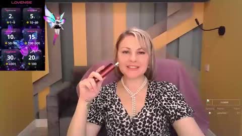 Snapshot of candylons chatting on November 3, 2025, 6:36 am CandyLons online show from November 3, 2025, 6:36 am