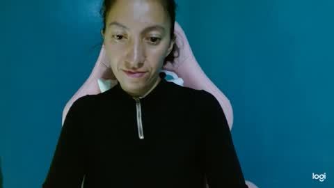 Snapshot of candymilfff chatting on January 9, 2026, 11:06 pm candymilfff online show from January 9, 2026, 11:06 pm