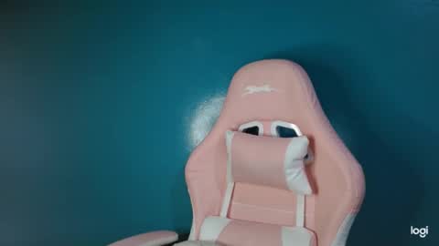 Snapshot of candymilfff chatting on January 17, 2026, 2:16 am candymilfff online show from January 17, 2026, 2:16 am