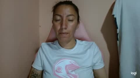 Snapshot of candymilfff chatting on April 4, 2026, 9:01 pm candymilfff online show from April 4, 2026, 9:01 pm