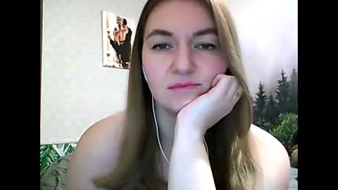 Snapshot of candyolime chatting on February 15, 2025, 9:04 pm Daisy online show from February 15, 2025, 9:04 pm