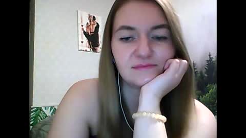 Snapshot of candyolime chatting on March 1, 2025, 9:04 pm Daisy online show from March 1, 2025, 9:04 pm