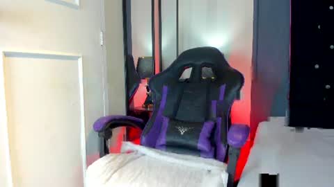 Snapshot of candyrose__ chatting on July 7, 2026, 11:47 am candyrose__ online show from July 7, 2026, 11:47 am