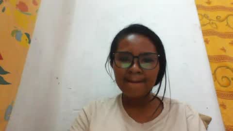 CandySourensx online show from June 18, 2026, 12:09 pm