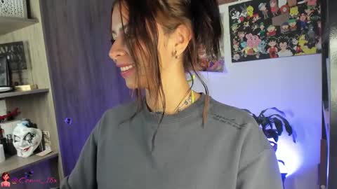 Camilla online show from March 5, 2025, 8:21 pm