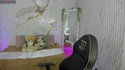 CANDYY online show from March 13, 2026, 11:39 am