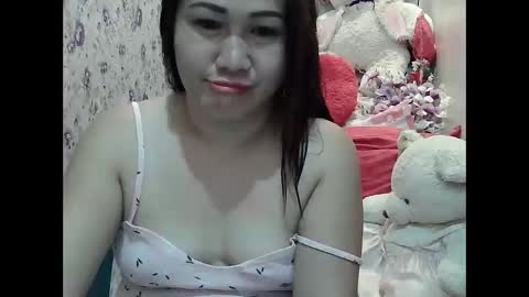 Snapshot of candyyonah03 chatting on April 24, 2026, 9:17 pm candyyonah03 online show from April 24, 2026, 9:17 pm