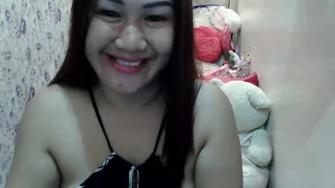 Snapshot of candyyonah03 chatting on May 8, 2026, 9:42 pm candyyonah03 online show from May 8, 2026, 9:42 pm