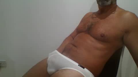 Snapshot of canee chatting on September 15, 2025, 2:28 pm canee online show from September 15, 2025, 2:28 pm