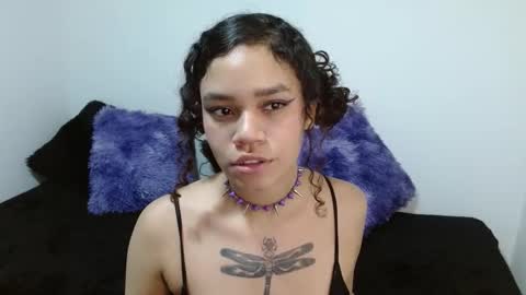 canela_s1 online show from November 20, 2025, 9:03 pm