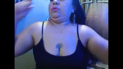 Snapshot of canelacollins chatting on April 19, 2026, 2:22 am CanelaCollins online show from April 19, 2026, 2:22 am