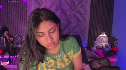 GABRIELA LOPEZ online show from October 22, 2025, 4:13 am