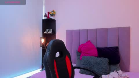 canndy_lover online show from June 25, 2026, 12:53 pm
