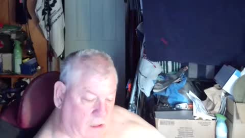 Snapshot of canoelicker69 chatting on September 14, 2025, 12:59 pm canoelicker69 online show from September 14, 2025, 12:59 pm