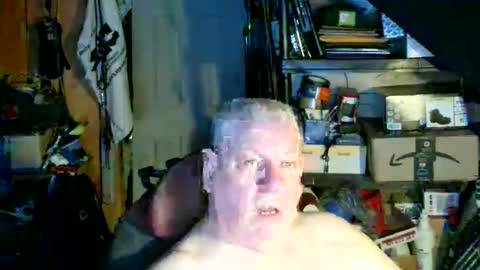 Snapshot of canoelicker69 chatting on October 6, 2025, 10:34 am canoelicker69 online show from October 6, 2025, 10:34 am