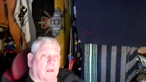 Snapshot of canoelicker69 chatting on December 4, 2025, 7:55 pm canoelicker69 online show from December 4, 2025, 7:55 pm