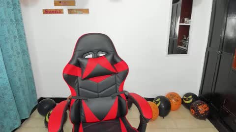 Snapshot of capitan_jones007 chatting on October 9, 2025, 12:14 pm jones online show from October 9, 2025, 12:14 pm