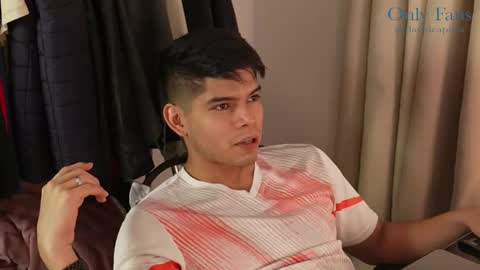 Snapshot of capizzi_ chatting on December 9, 2024, 9:37 pm David Capizzi online show from December 9, 2024, 9:37 pm