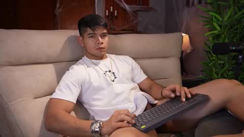 Snapshot of capizzi_ chatting on November 2, 2025, 5:15 pm David Capizzi online show from November 2, 2025, 5:15 pm