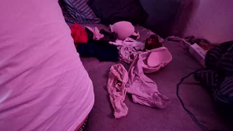 capoo24 online show from February 2, 2025, 11:32 pm