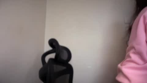 Emma online show from December 4, 2025, 8:12 am