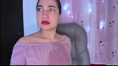 CAPRICORNIO online show from November 7, 2025, 9:42 am