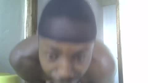 Snapshot of capt_ain chatting on December 14, 2025, 8:52 am Captain online show from December 14, 2025, 8:52 am